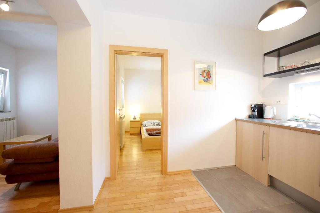 Bc Apartments - Mit Zentralheizung Senj  Quarto foto